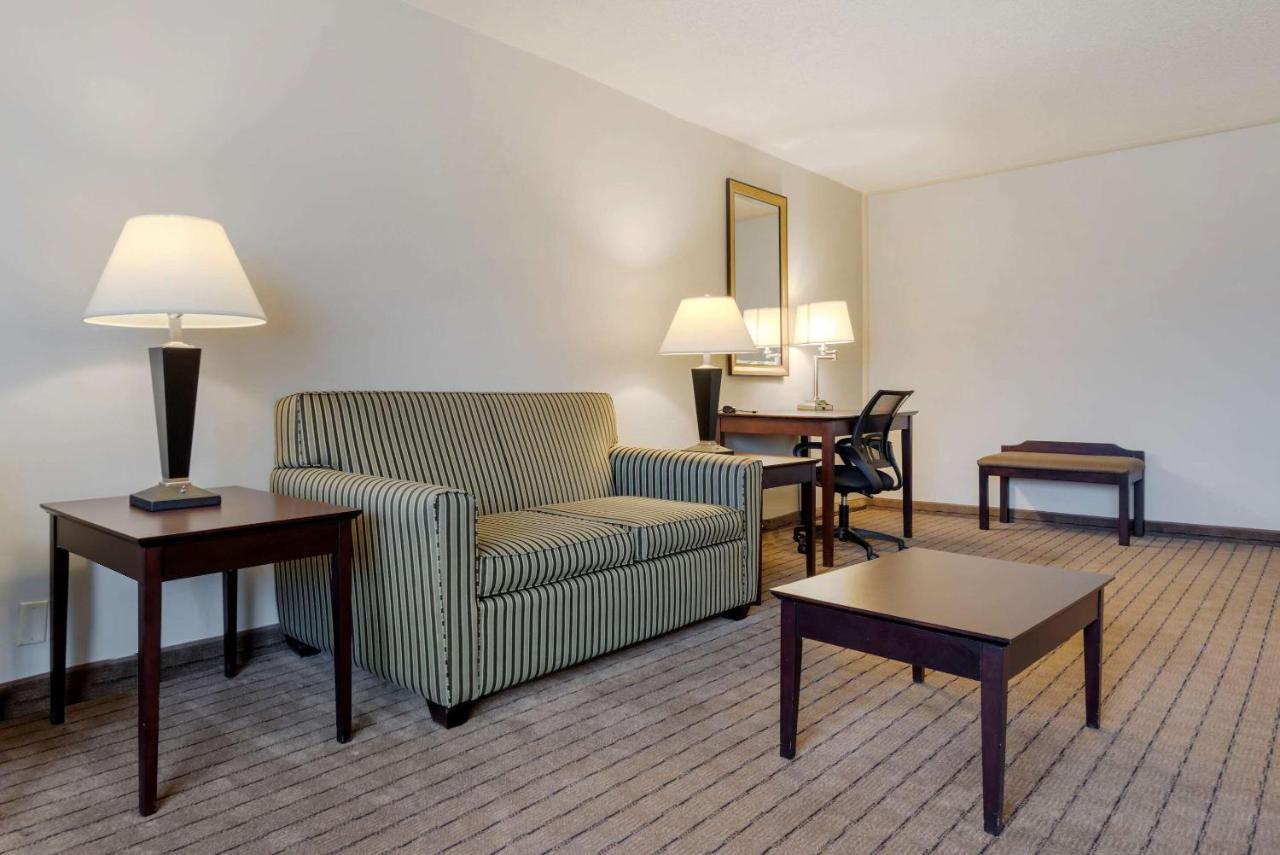 Clarion Inn Elmira-Horseheads Экстерьер фото